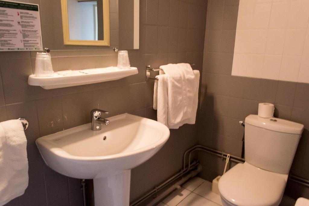 Hotel De Flandre Compiègne Pokój zdjęcie