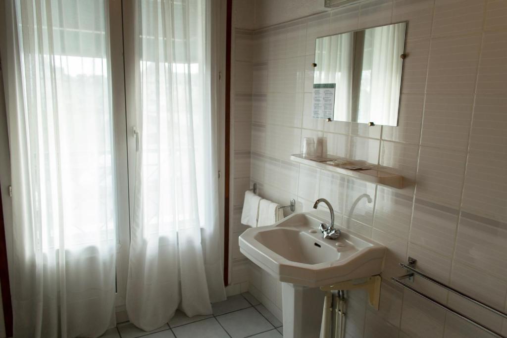 Hotel De Flandre Compiègne Pokój zdjęcie