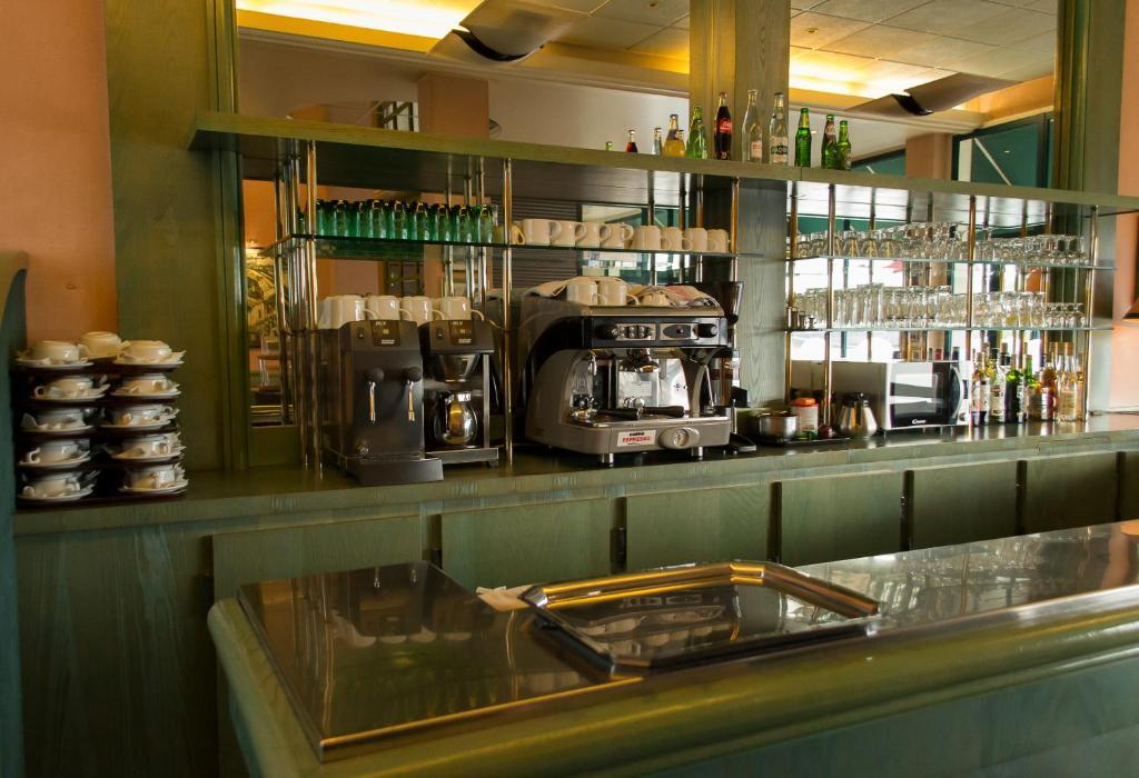 Hotel De Flandre Compiègne Zewnętrze zdjęcie